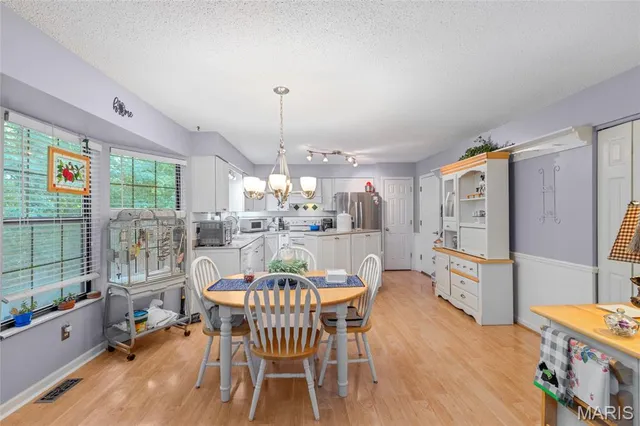 $299,500 | 5190 North Royale Drive, Imperial, MO 63052