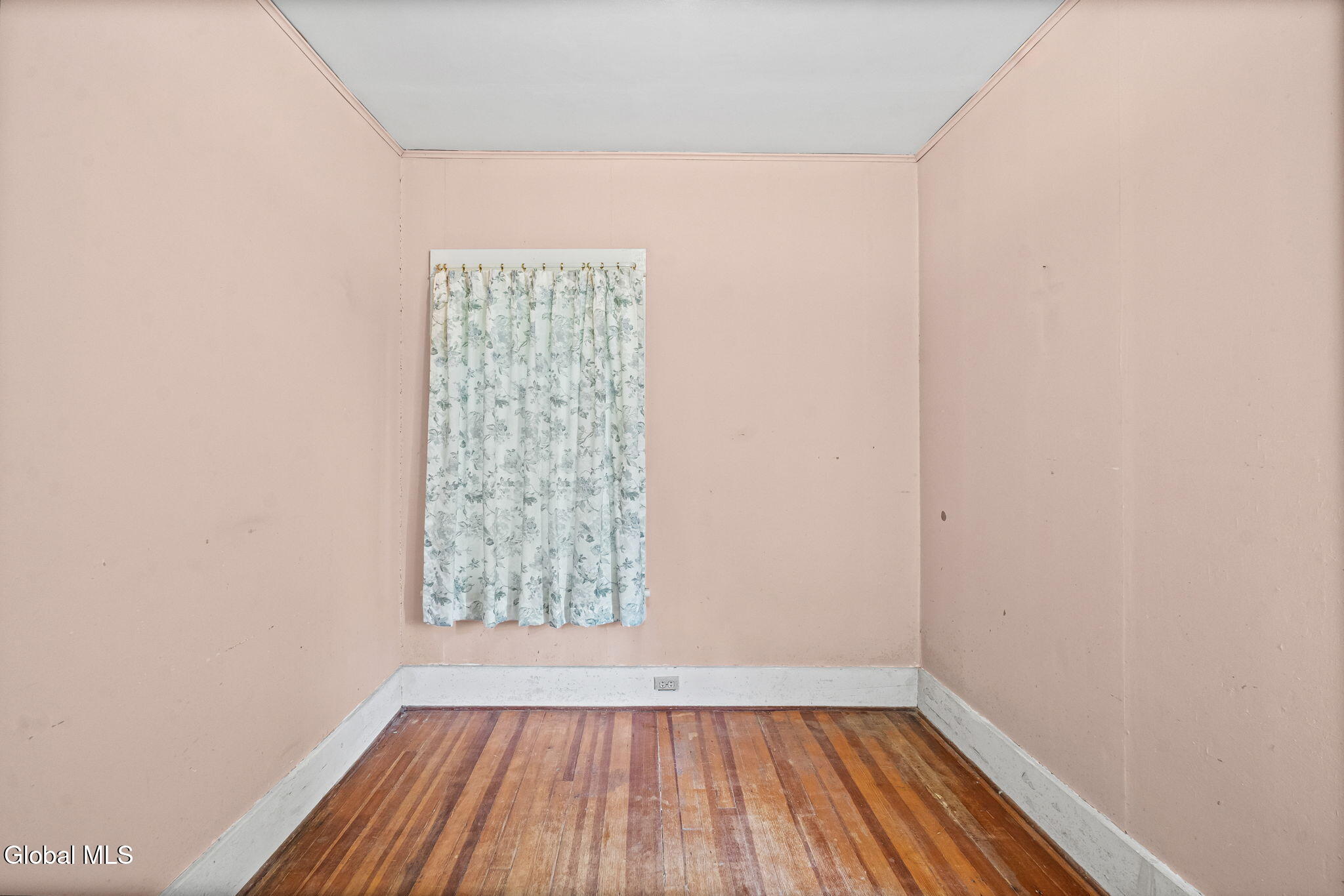 120 Leversee Road Troy, NY 12182 - Photo 14 of 24 22-web-or-mls-120-leversee-rd