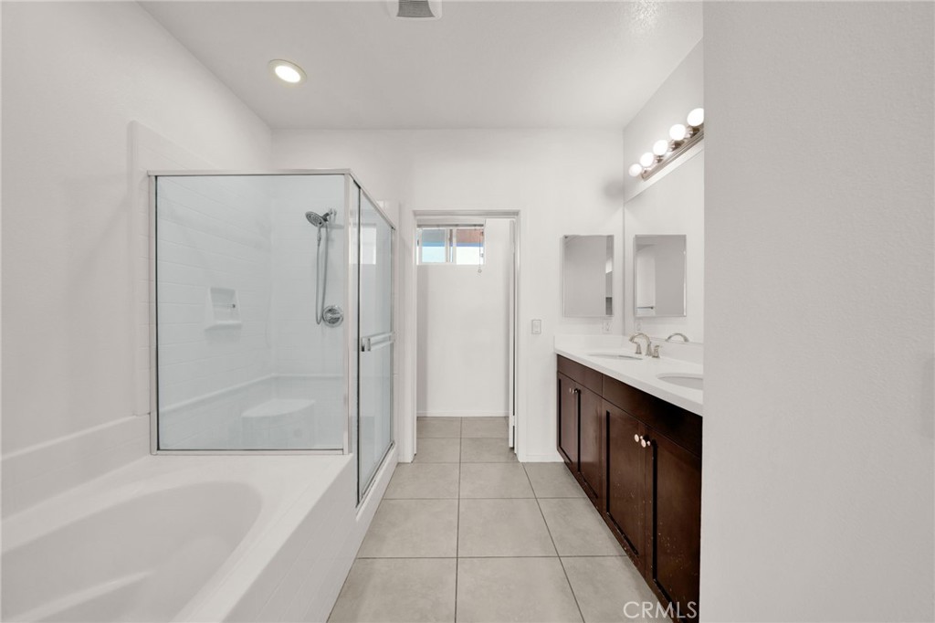 5450 Strand, Unit 202 Hawthorne, CA 90250 - Photo 30 of 75