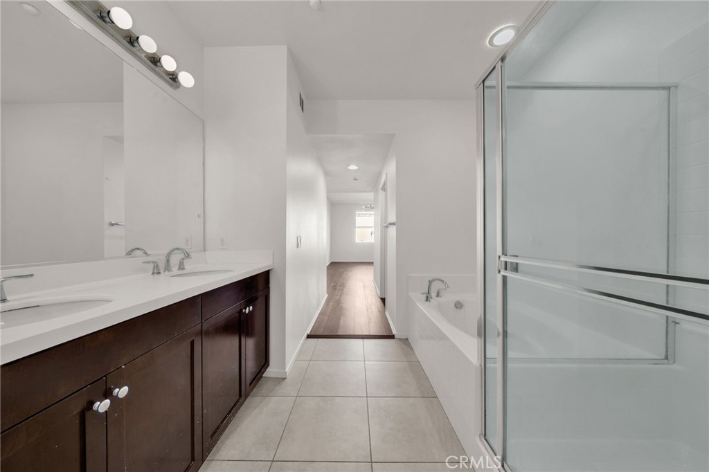 5450 Strand, Unit 202 Hawthorne, CA 90250 - Photo 35 of 75