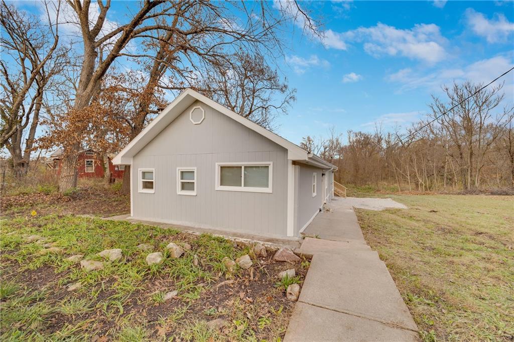 73 Merle Road Pleasant Hill, MO 64080 - Photo 1 of 1 Gallery Image 1