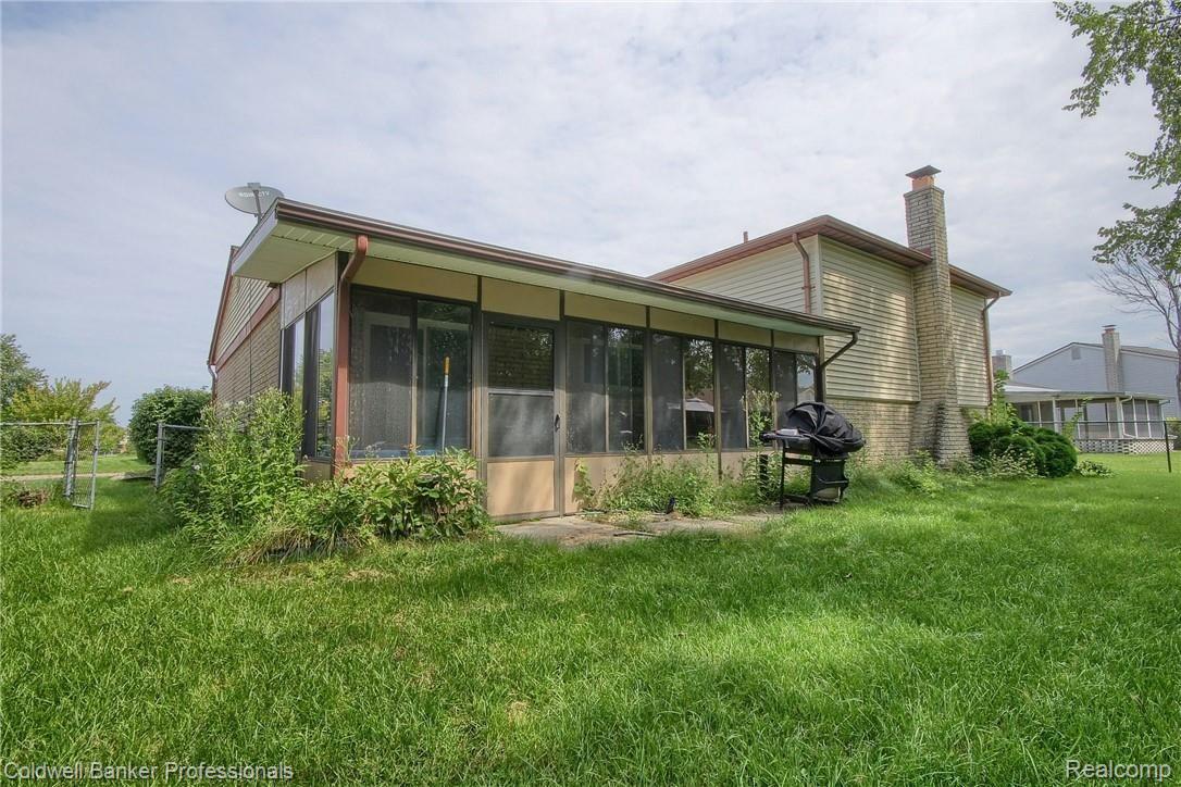 42279 Saltz Road Canton, MI 48187 - Photo 32 of 32 Rear_2nd_View.jpg