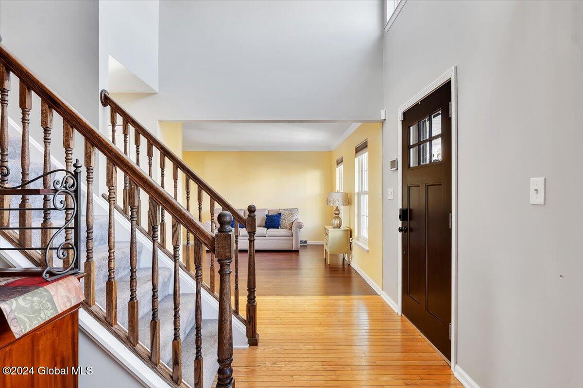 36 Falcon Chase Rensselaer, NY 12144 - Photo 5 of 47 05-P1256167