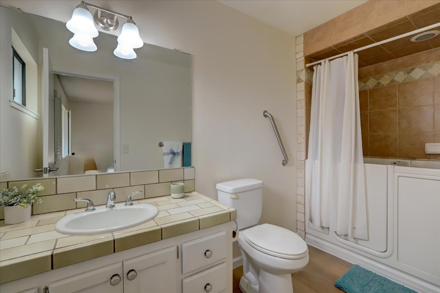 11219 Bobolink Way Auburn, CA 95602 - Photo 24 of 45