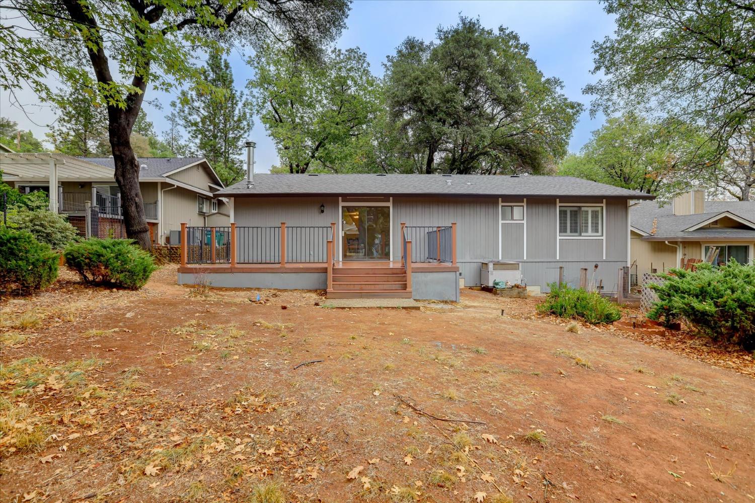 11219 Bobolink Way Auburn, CA 95602 - Photo 8 of 45