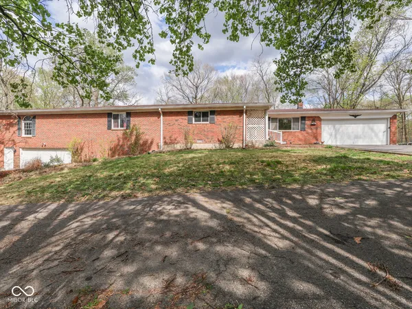 $599,000 | 7005 North Briarhopper Road, Monrovia, IN 46157