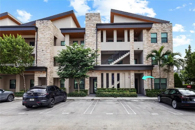 $3,450 | 7805 Northwest 104th Avenue, Unit 6, Doral, FL 33178