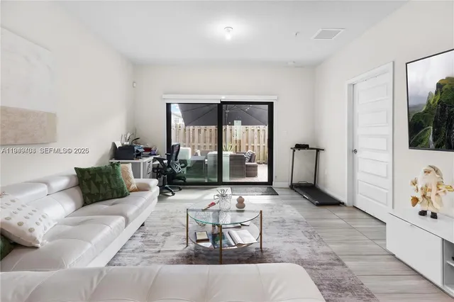 $3,450 | 7805 Northwest 104th Avenue, Unit 6, Doral, FL 33178