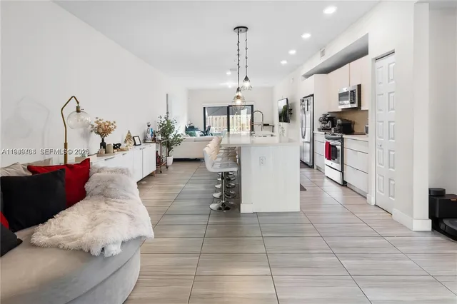 $3,450 | 7805 Northwest 104th Avenue, Unit 6, Doral, FL 33178