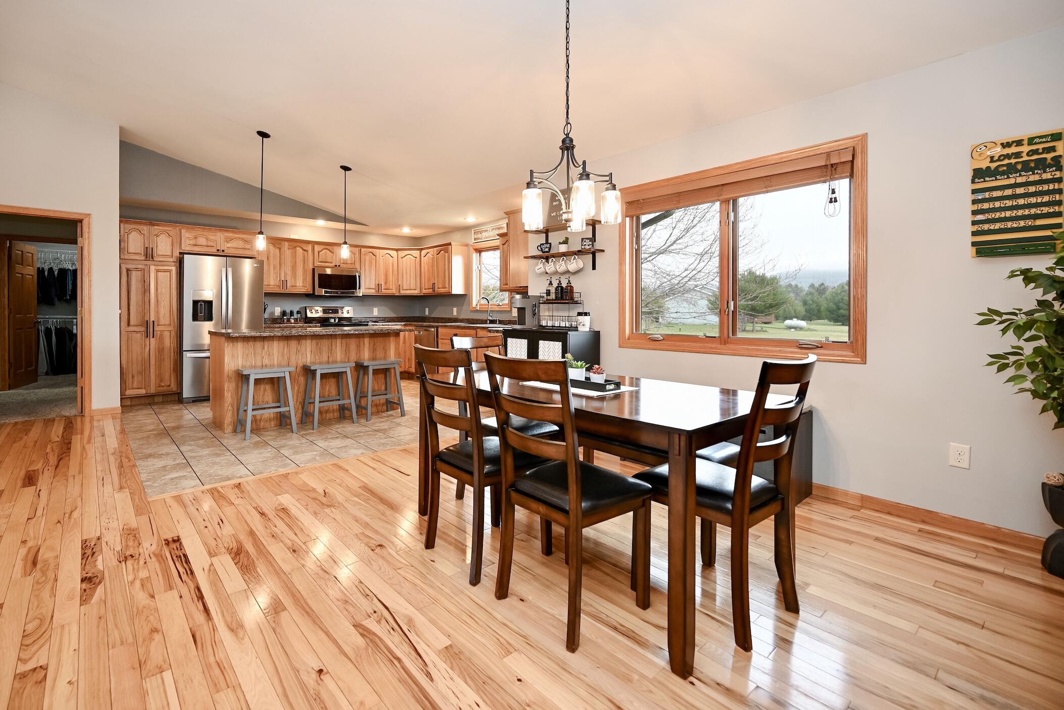 S2838 Fern Circle Milton, WI 54629 - Photo 6 of 55 5 Dining Area