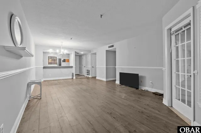 $400,000 | 207 Queen Elizabeth Avenue, Unit 17, Manteo, NC 27954