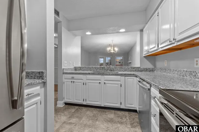 $400,000 | 207 Queen Elizabeth Avenue, Unit 17, Manteo, NC 27954