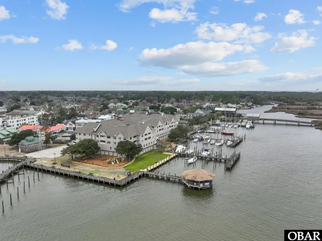 $400,000 | 207 Queen Elizabeth Avenue, Unit 17, Manteo, NC 27954