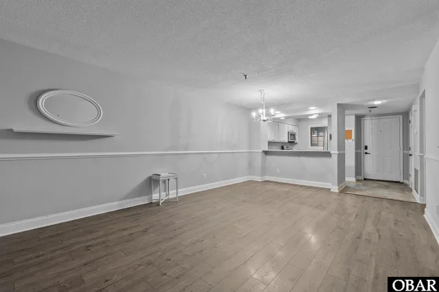 $400,000 | 207 Queen Elizabeth Avenue, Unit 17, Manteo, NC 27954