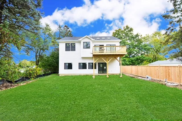 $569,900 | 28722 North Madison Avenue, Wauconda, IL 60084