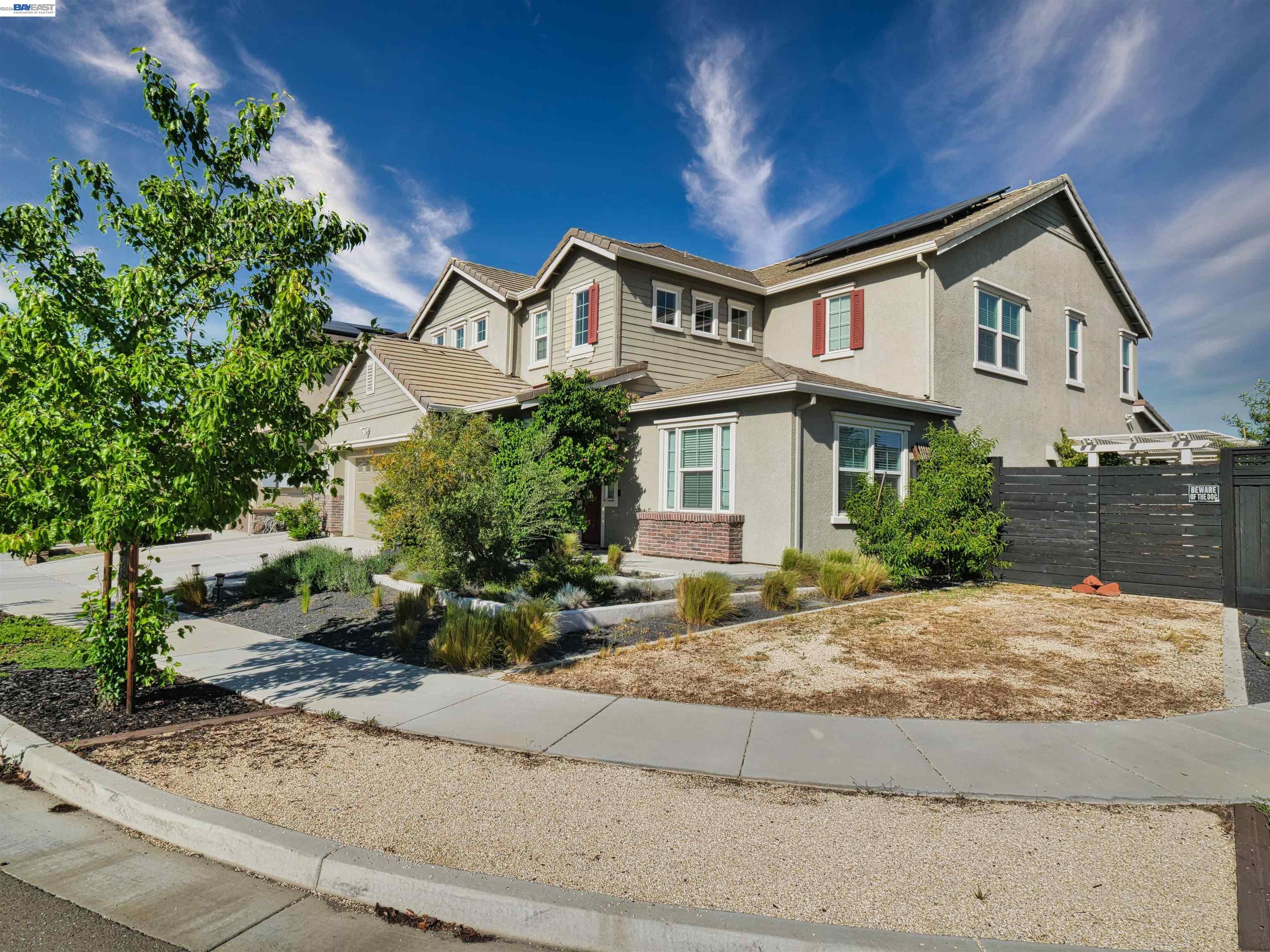 2582 Azalea Avenue Tracy, CA 95376 - Photo 2 of 56