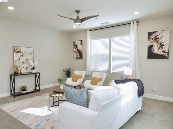 $949,000 | 2582 Azalea Avenue, Tracy, CA 95376