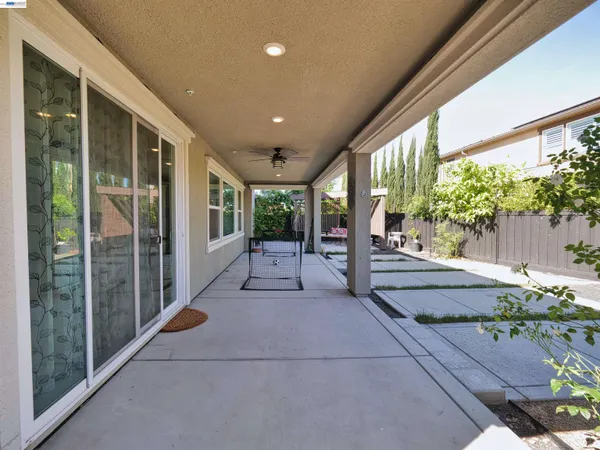 $949,000 | 2582 Azalea Avenue, Tracy, CA 95376
