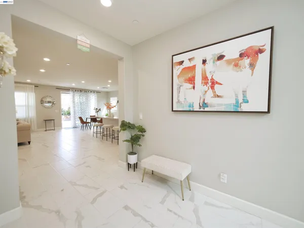 $949,000 | 2582 Azalea Avenue, Tracy, CA 95376