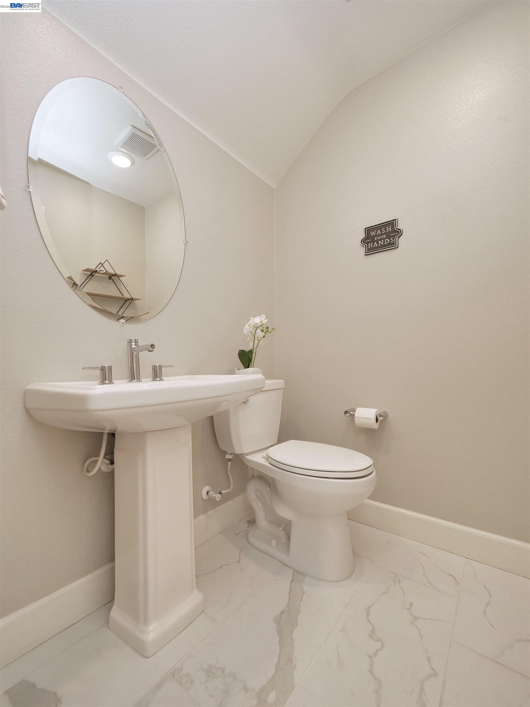 2582 Azalea Avenue Tracy, CA 95376 - Photo 8 of 56