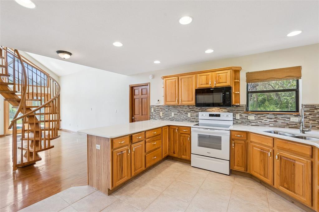 15010 Mill Pond Road Tavares, FL 32778 - Photo 16 of 51 Gallery Image 16