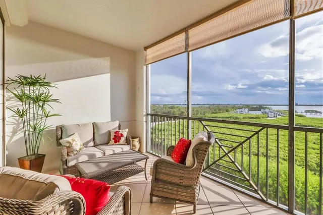 $659,000 | 9203 Griggs Road, Unit D203, Englewood, FL 34224