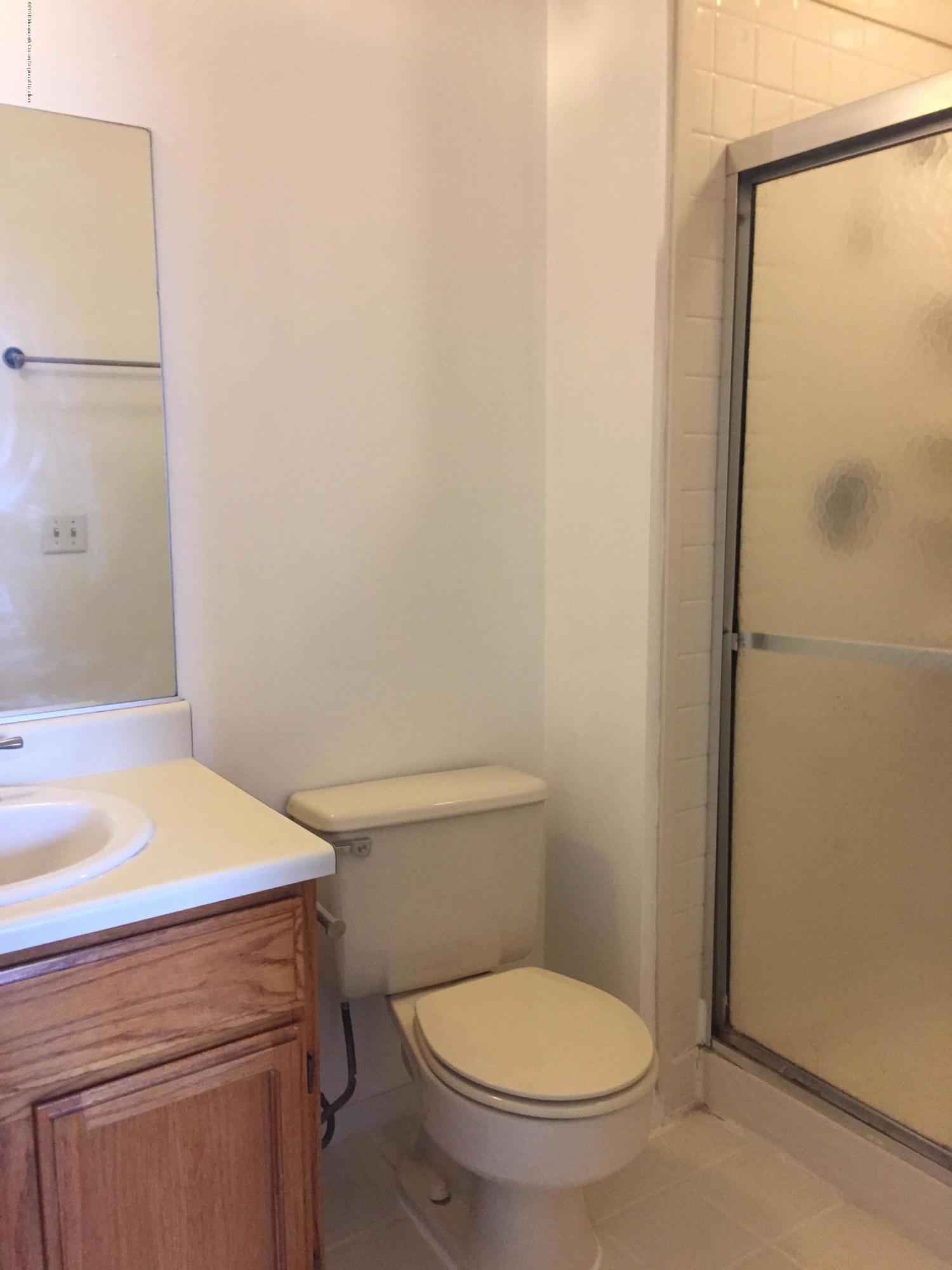 60 County Road, Unit K056 Cliffwood, NJ 07721 - Photo 13 of 18 Bathroom