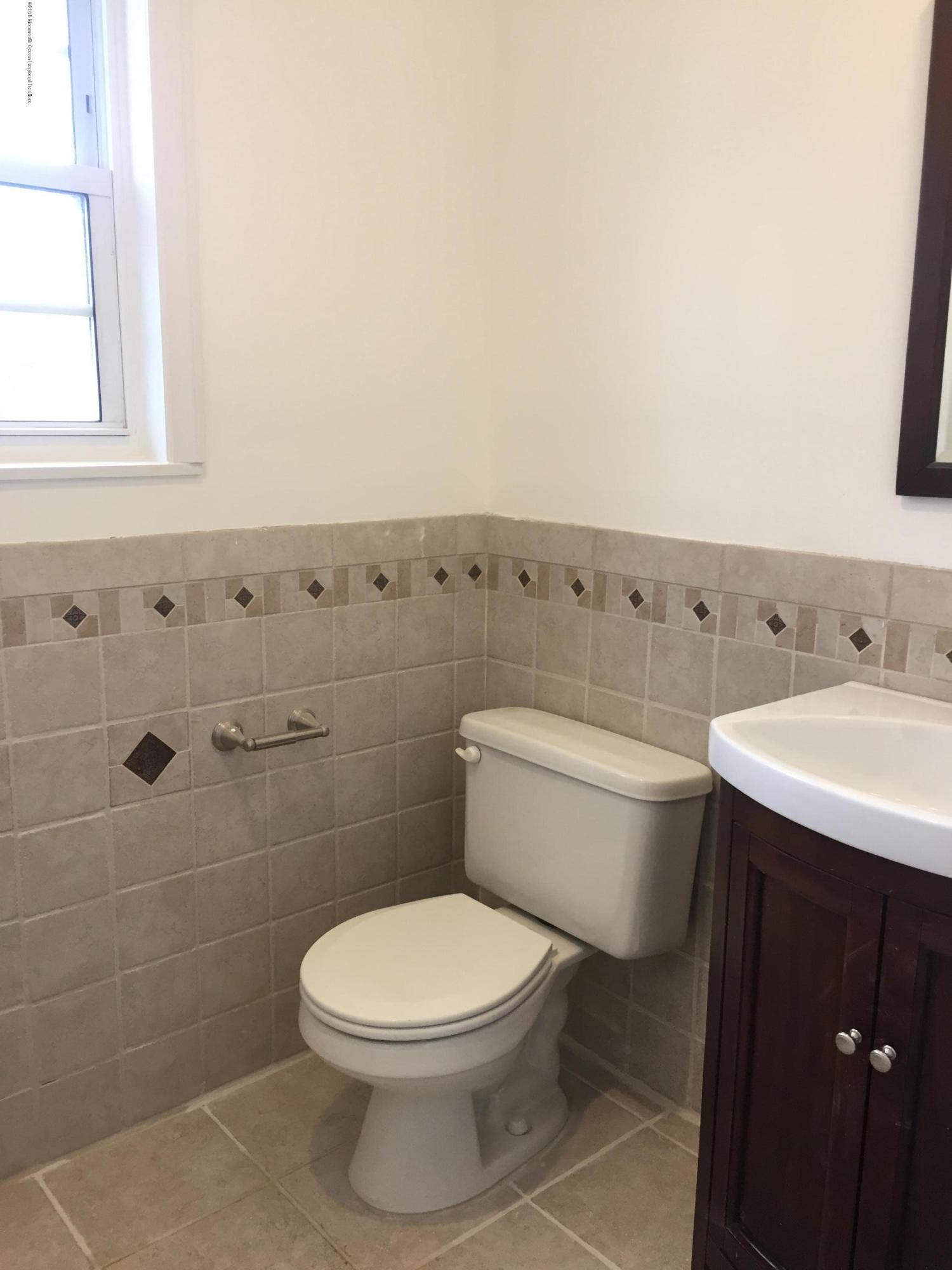 60 County Road, Unit K056 Cliffwood, NJ 07721 - Photo 6 of 18 Powder Room