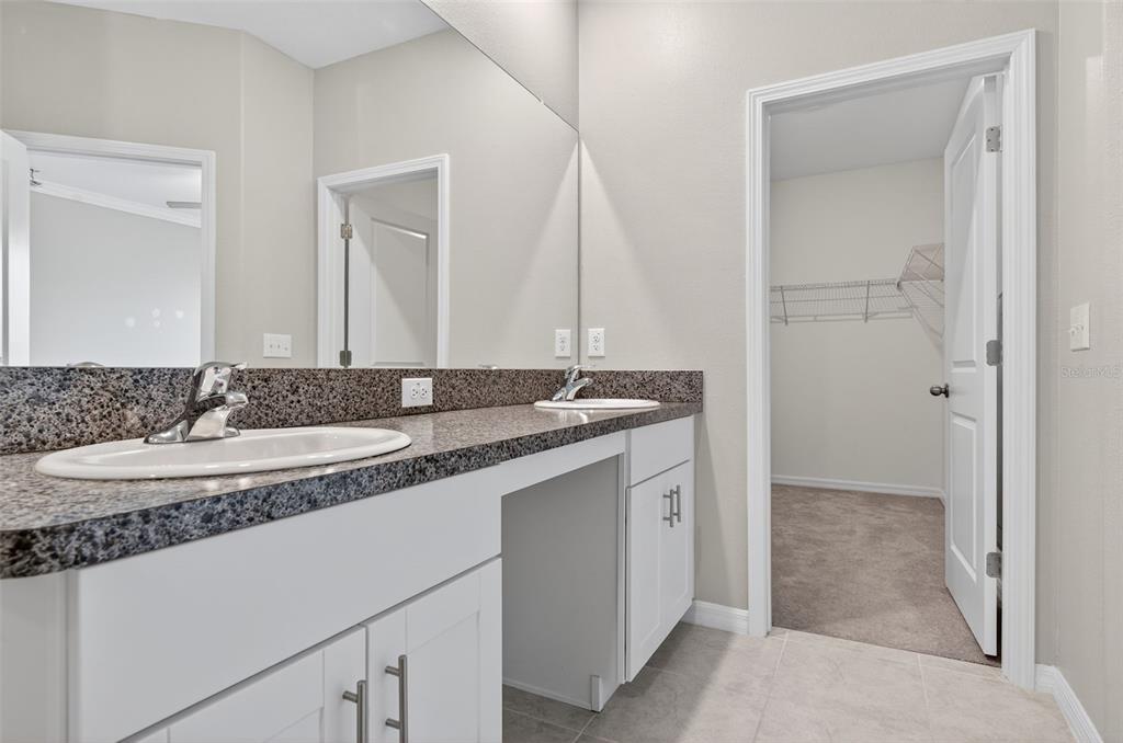 31967 Blue Passing Loop Wesley Chapel, FL 33545 - Photo 17 of 25