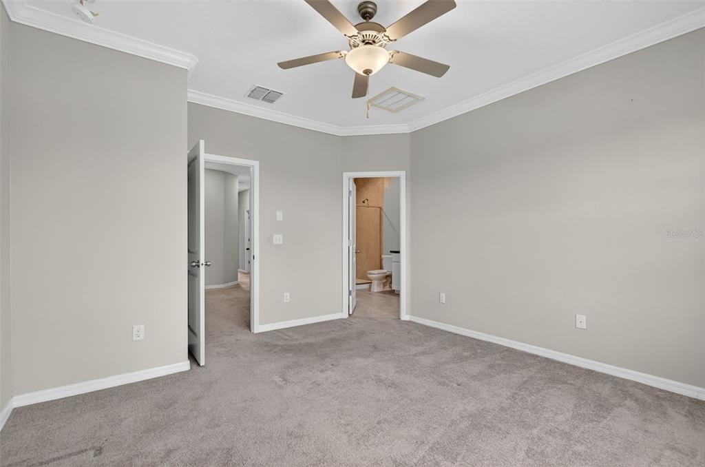 31967 Blue Passing Loop Wesley Chapel, FL 33545 - Photo 4 of 25