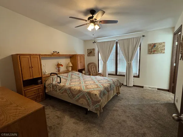 $179,900 | 10118 Benjamin Dr Pine, Pine City, MN 55063