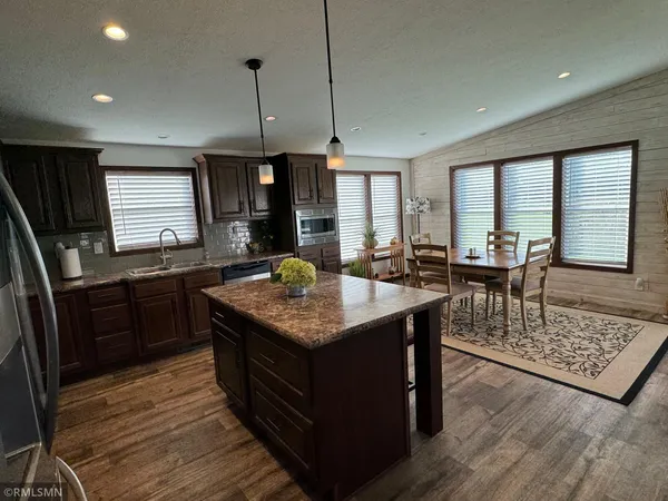 $179,900 | 10118 Benjamin Dr Pine, Pine City, MN 55063