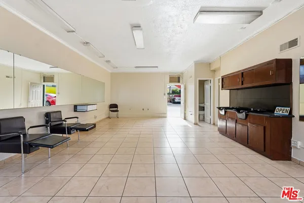 $799,000 | 2048 West Florence Avenue, Los Angeles, CA 90047