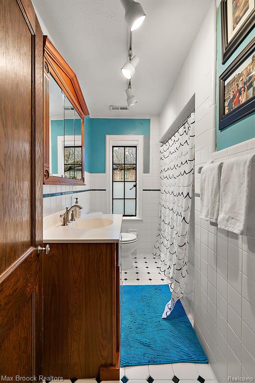80 Devon Road Bloomfield Hills, MI 48302 - Photo 35 of 37
