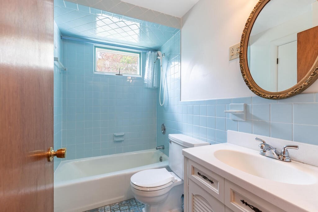 110 Sycamore Road Melrose, MA 02176 - Photo 28 of 33 Gallery Image 28