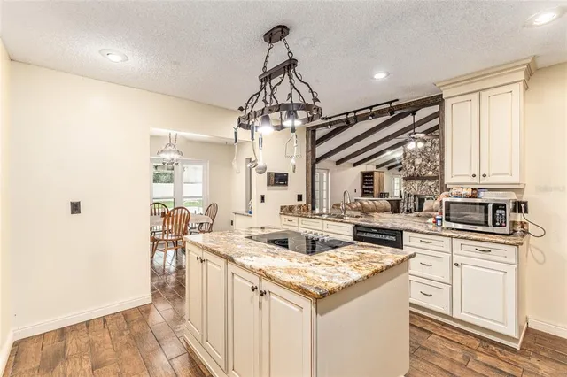 $499,000 | 2528 Southeast 15th Street, Ocala, FL 34471