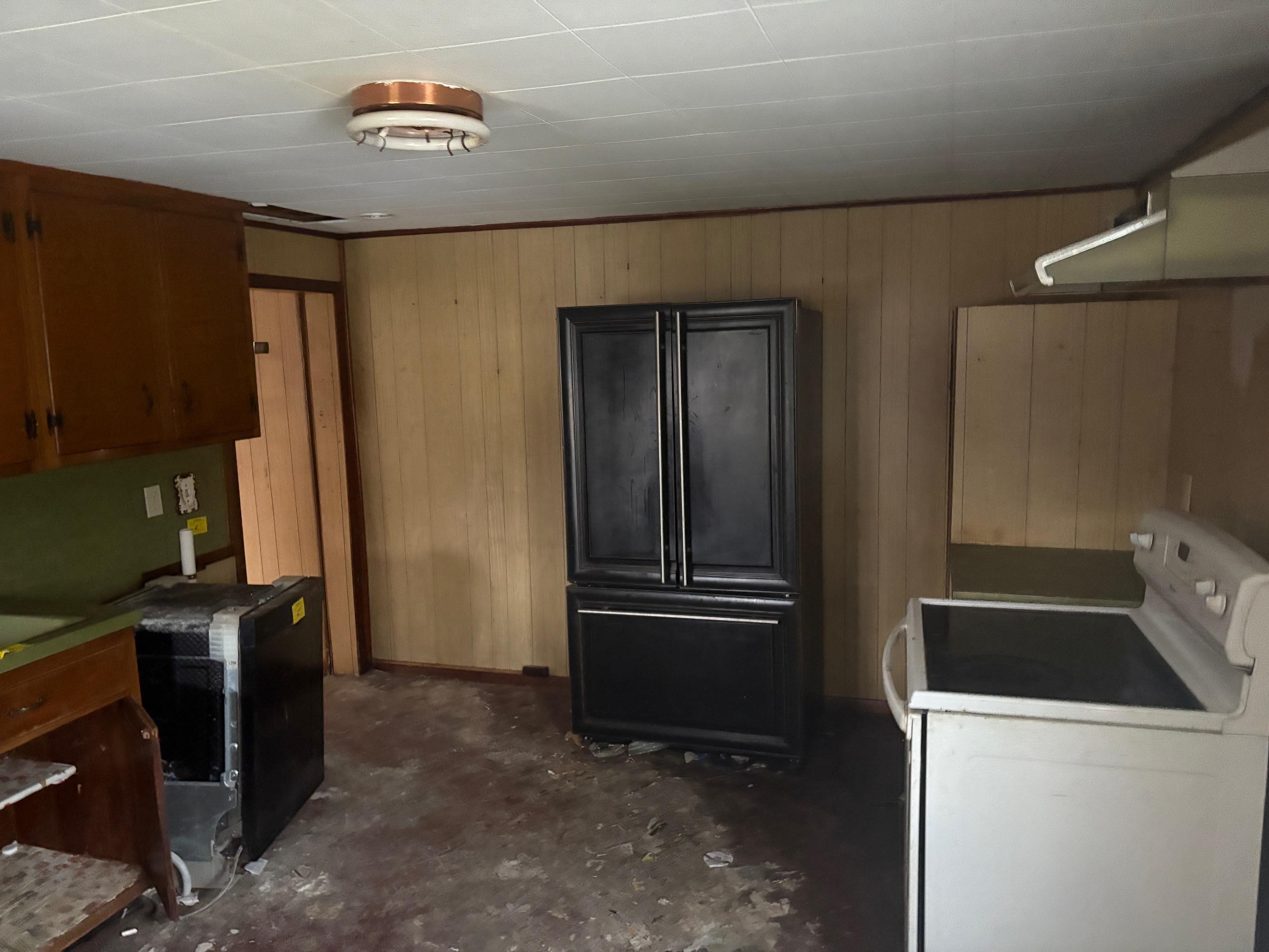 1588 Pleasant Street West Rutland, VT 05777 - Photo 3 of 9