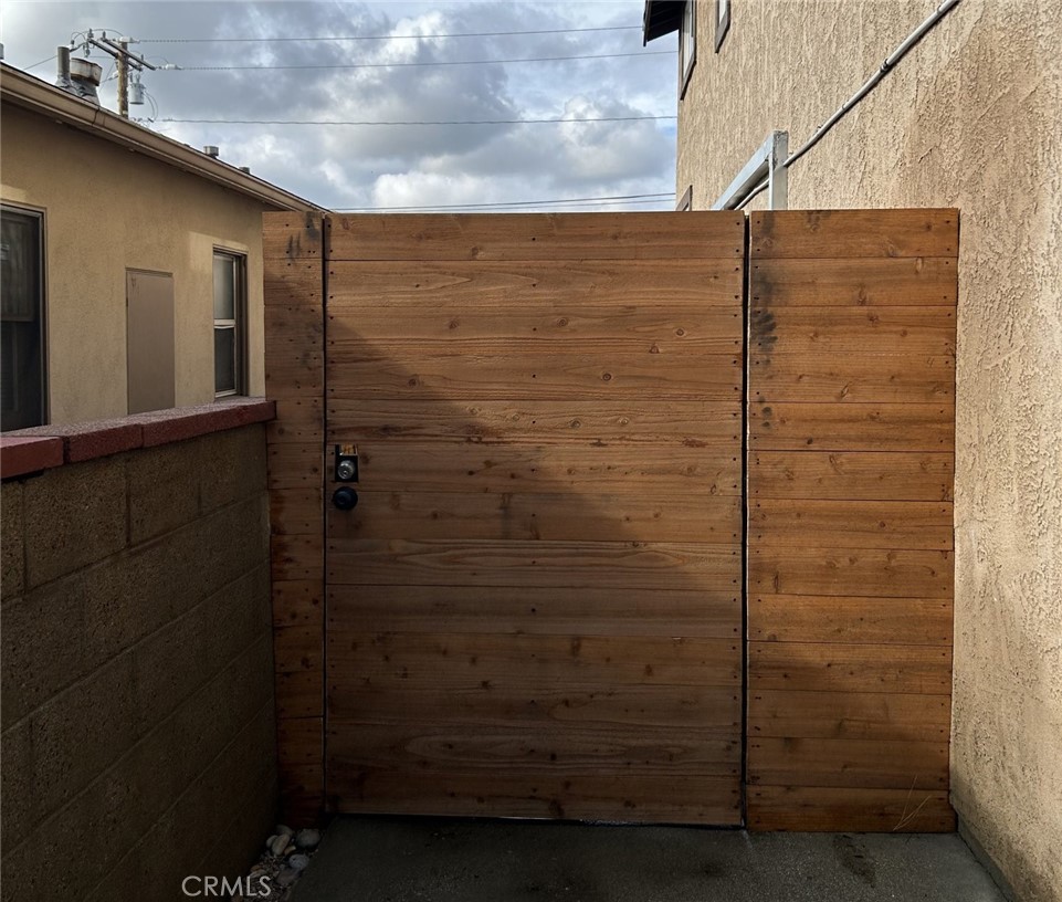 127 North Canyon Boulevard Monrovia, CA 91016 - Photo 2 of 8 a bathroom with a shower