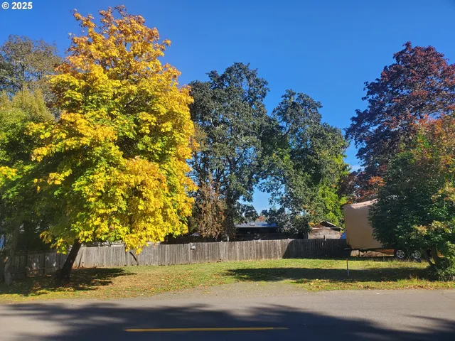 $115,000 | 4th Avenue, Veneta, OR 97487