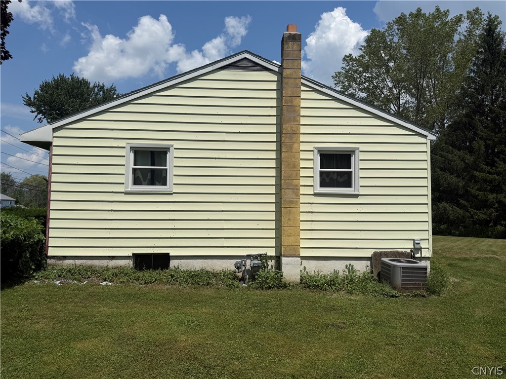 2110 County Rte 176 Volney, NY 13069 - Photo 3 of 24
