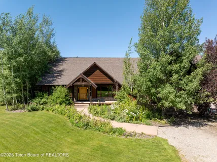 $2,595,000 | 10128 West 2000 South, Victor, ID 83455