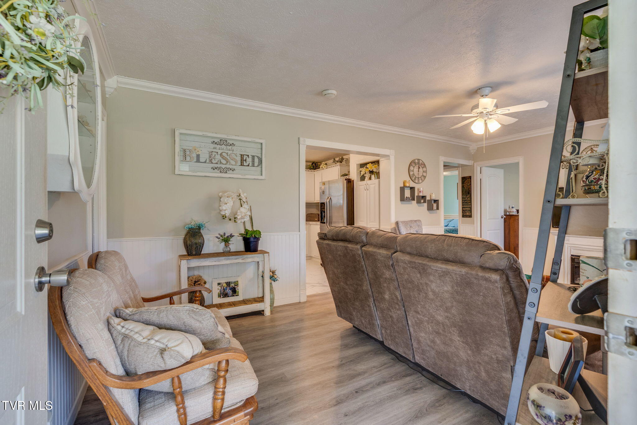 4592 Cherokee Road Jonesborough, TN 37659 - Photo 5 of 26 005