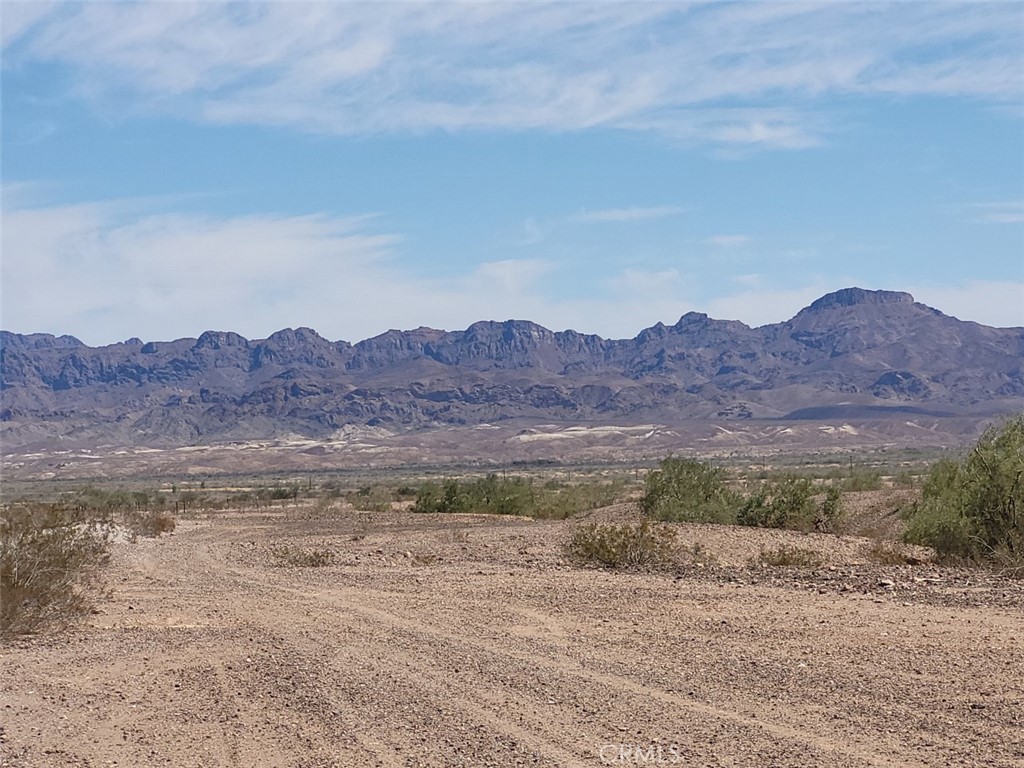 2678 Rio Vista Way Winterhaven, CA 92283 - Photo 15 of 15 Beautiful mountains in the area