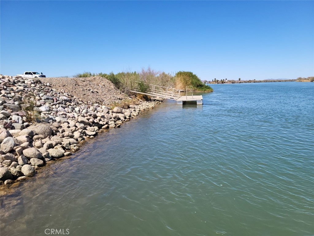 2678 Rio Vista Way Winterhaven, CA 92283 - Photo 9 of 15 Down river view from private boat dock