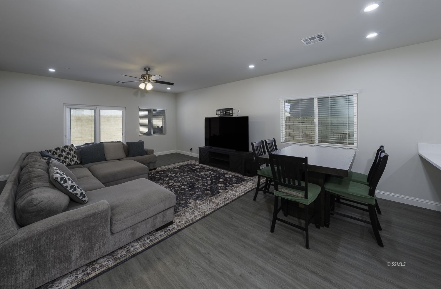 332 Abigail Street Ridgecrest, CA 93555 - Photo 9 of 31