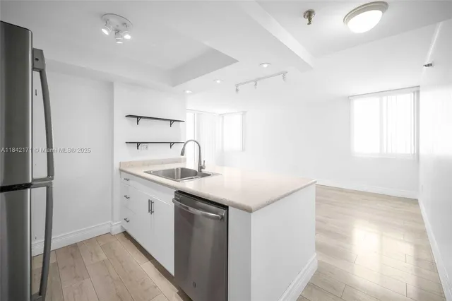 $334,900 | 850 North Miami Avenue, Unit W1804, Miami, FL 33136