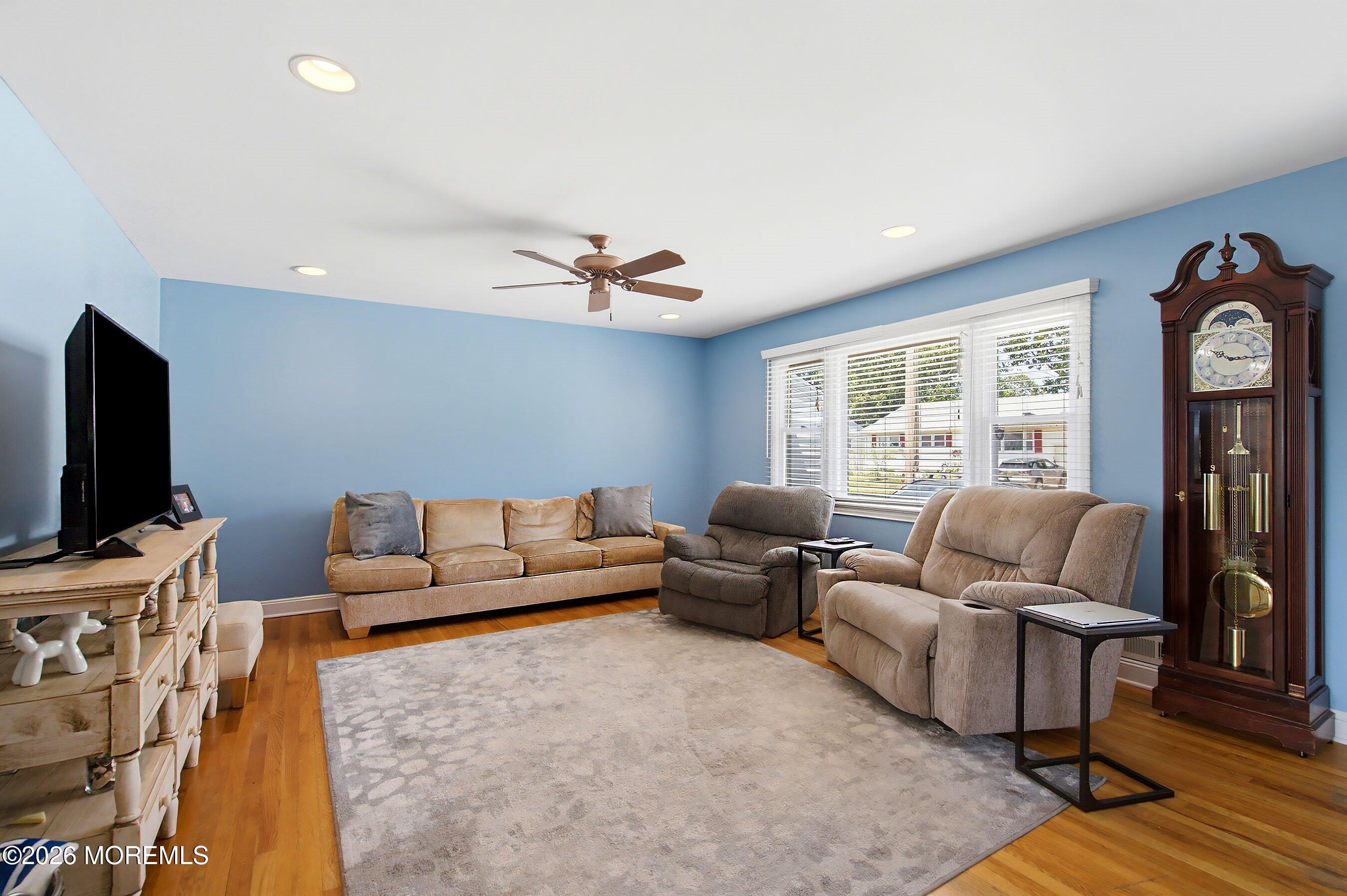 412 Midstreams Road Brick, NJ 08724 - Photo 3 of 24 1000020912