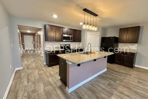 $2,300 | 812 Moorhen Way, Crestview, FL 32539