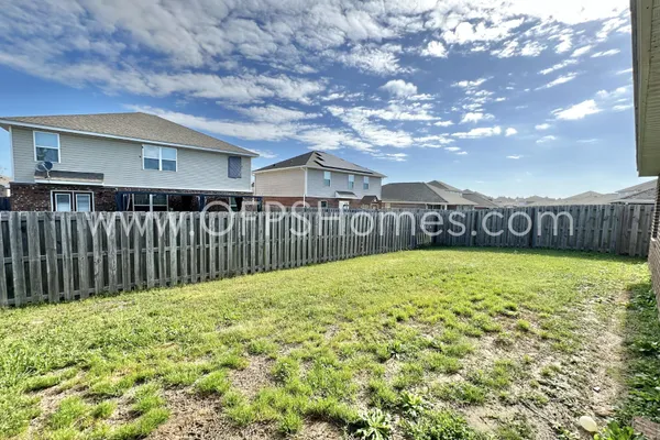 $2,300 | 812 Moorhen Way, Crestview, FL 32539