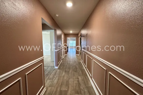 $2,300 | 812 Moorhen Way, Crestview, FL 32539